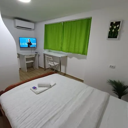 Green Apartment *